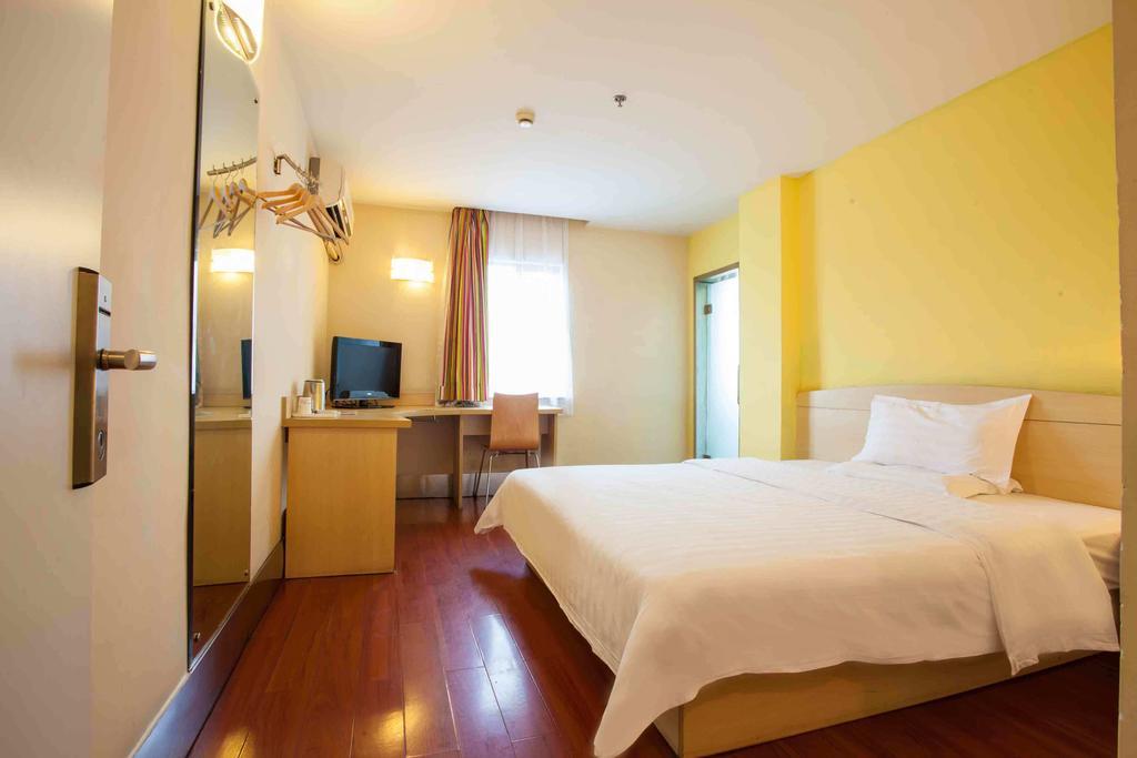 7Days Inn Xiamen Lotus Square Branch Jiangtou Room photo